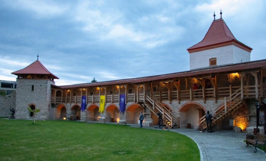 Cetatea Orăștiei, Romania